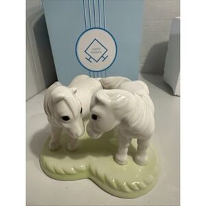 Hasty Horses Lynn Haste LOVE‎ Figurine 2005 White Horses On Green Heart Base